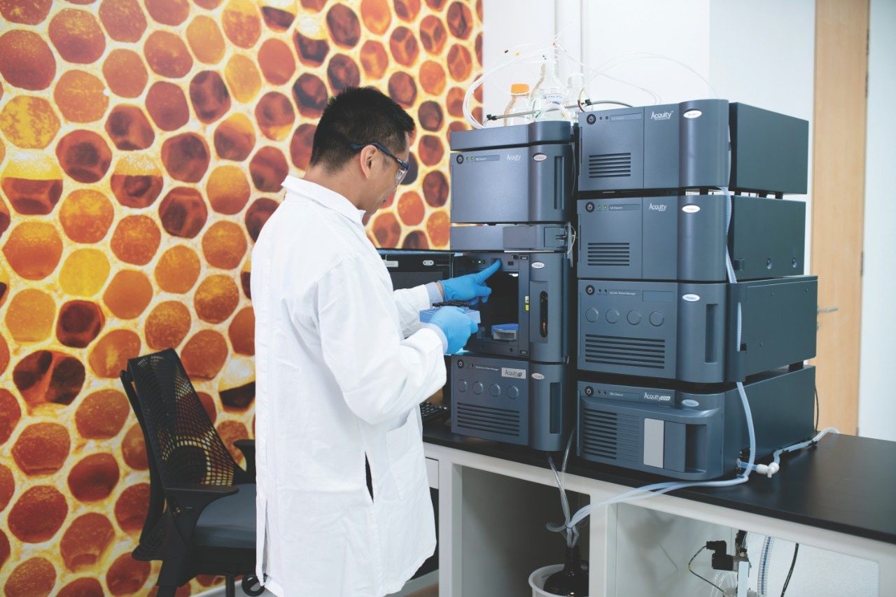 IFWRC Singapore Government Lab ACQUITY UPLC H-Class PLUS System