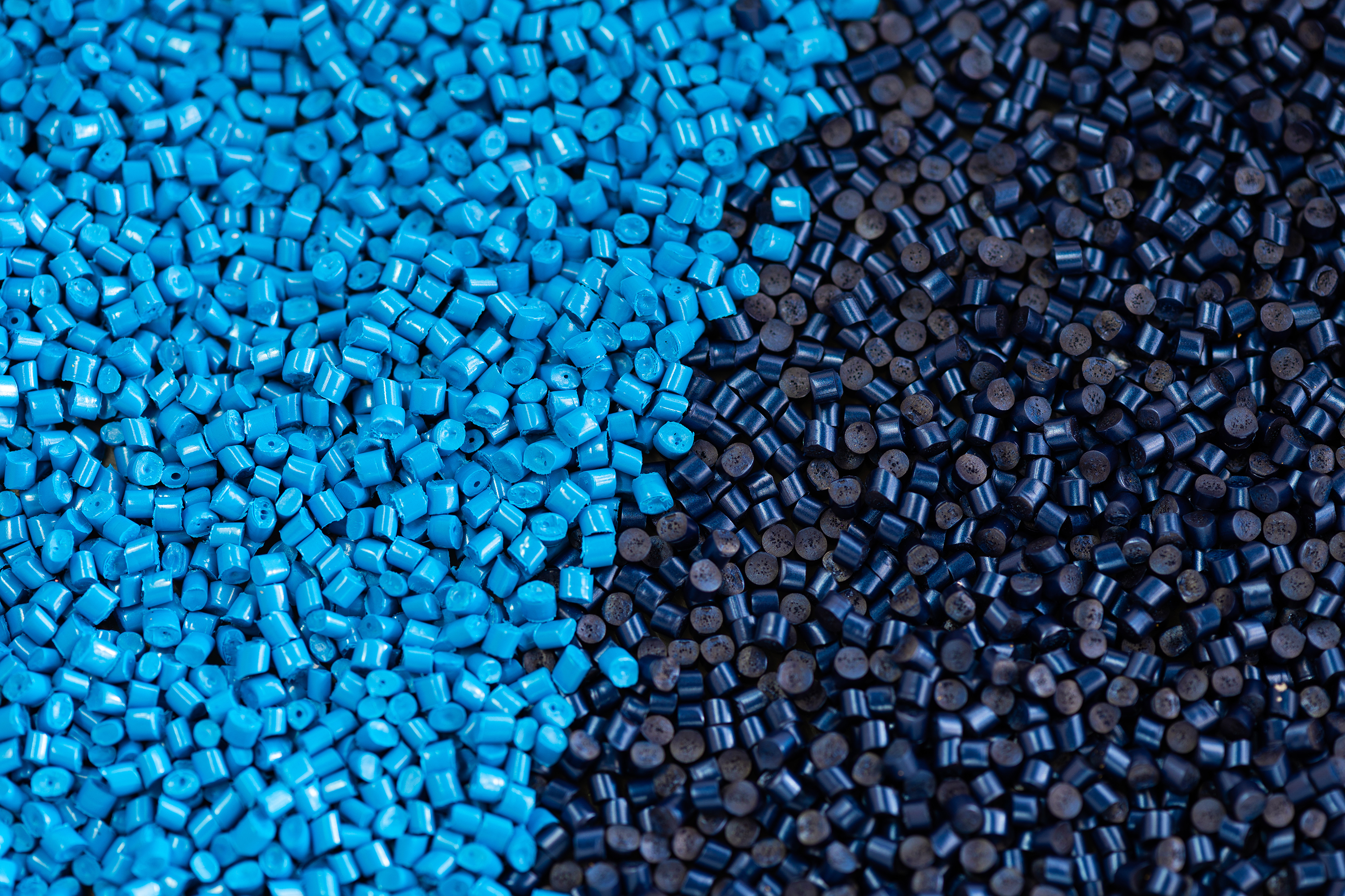 Pattern of light blue and dark blue polymers