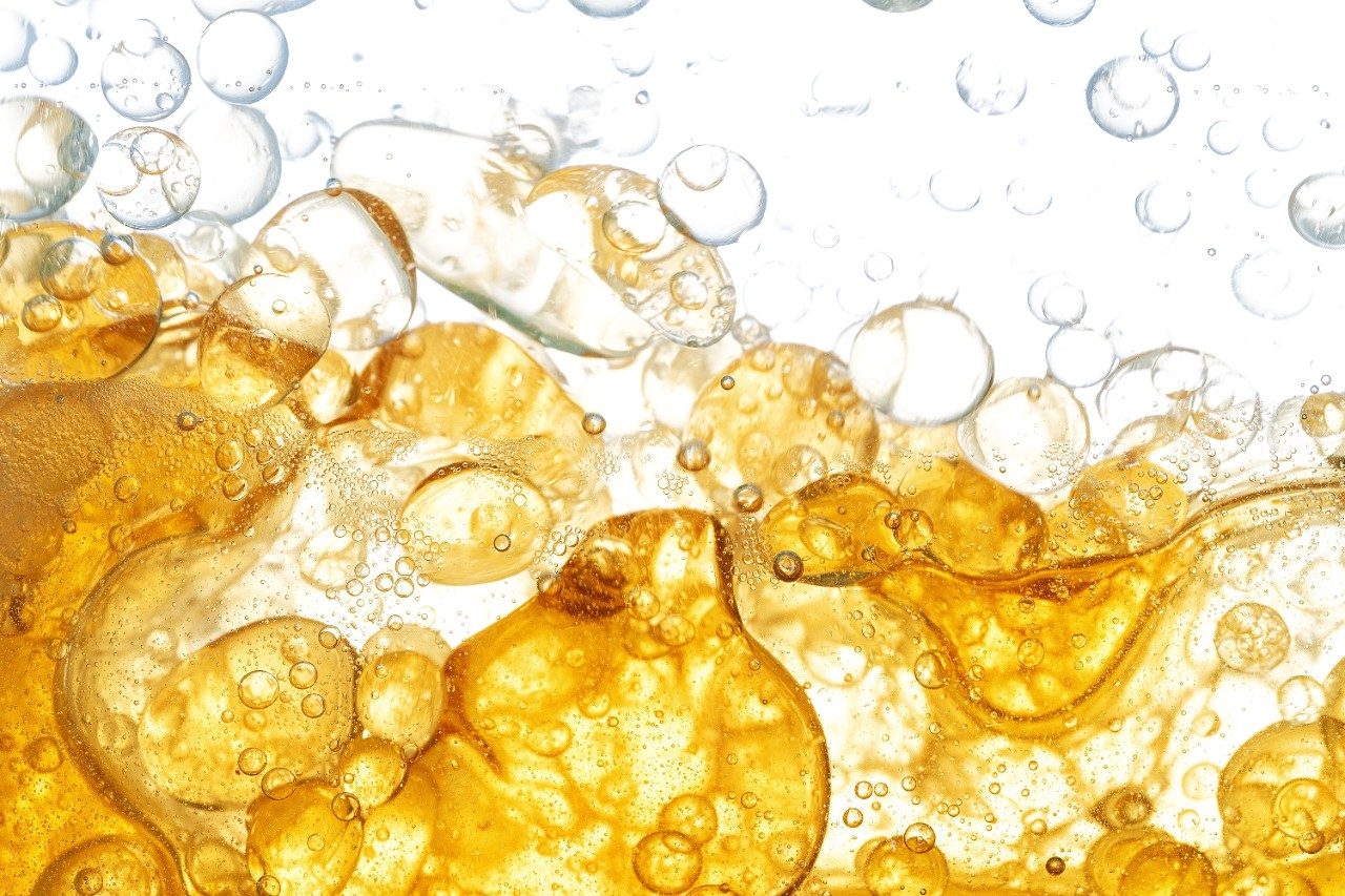 Yellow fat or oil bubbles