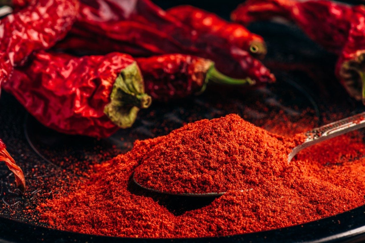 Ground and dried red chili peppers