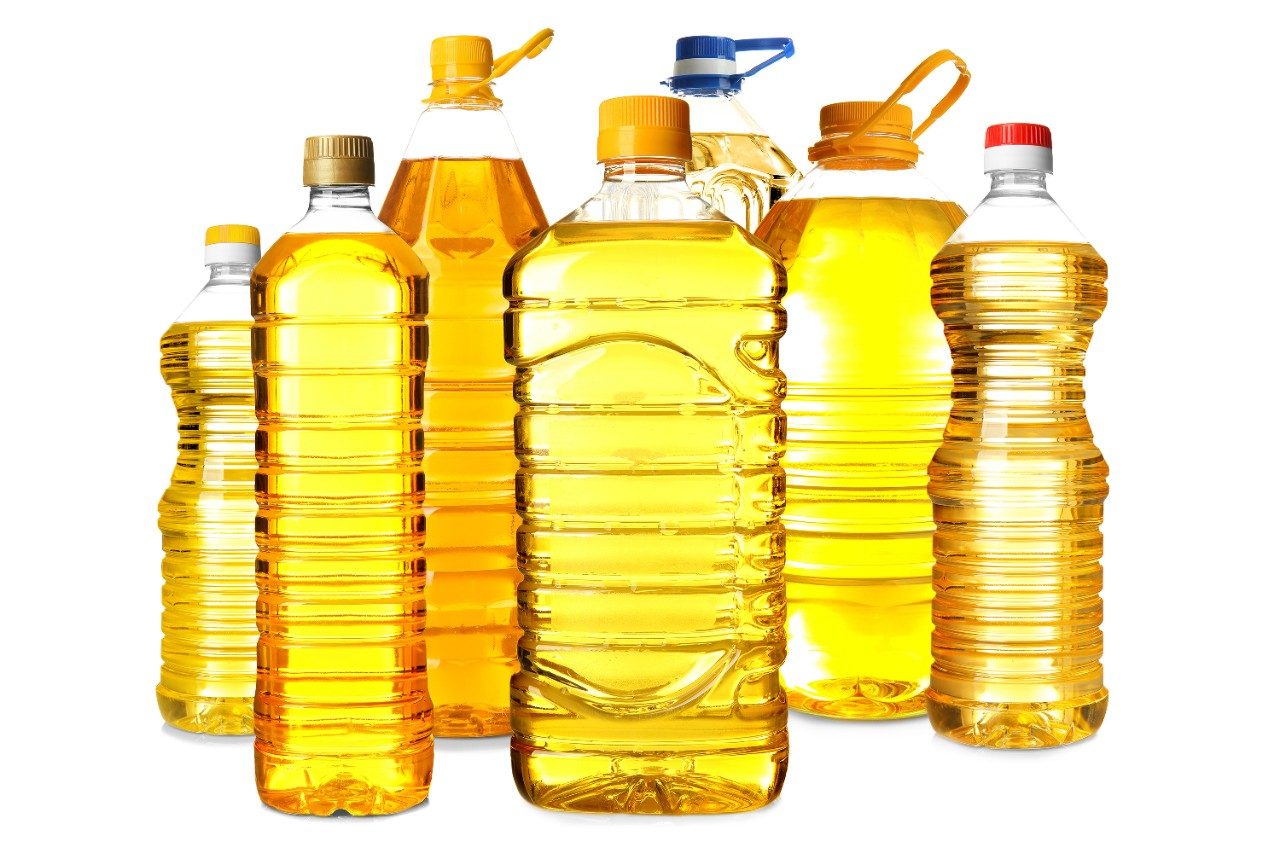 Bottles of different vegetable oils